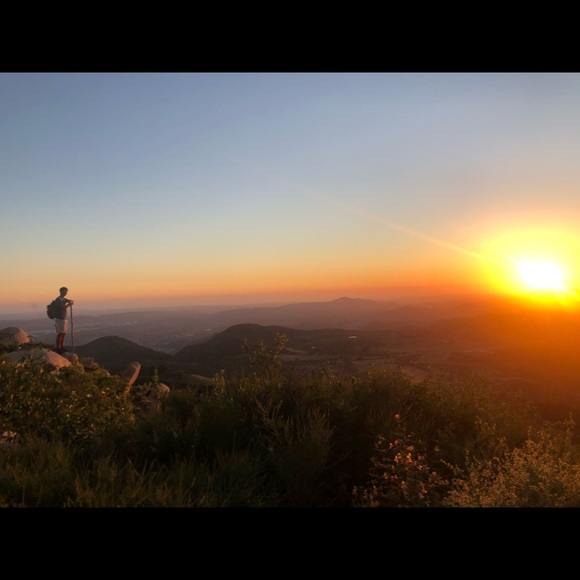 Hi! Welcome to my closet! I am Aileen ❤️ - Picture 16 of 16